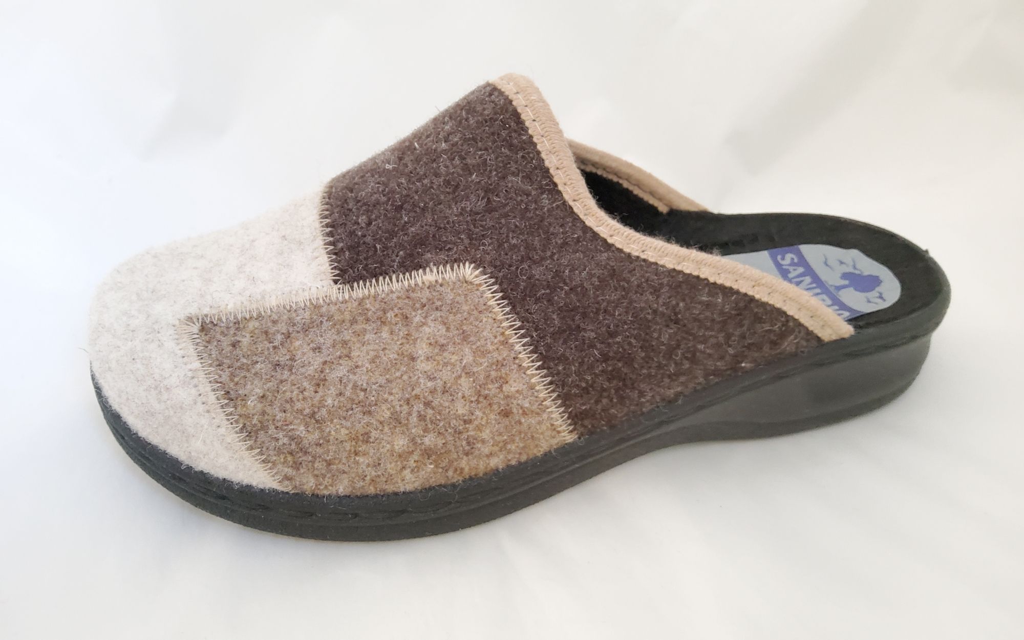 Női téli papucs 138 brown