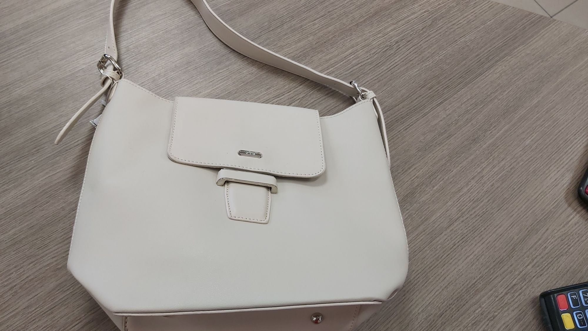 Női divat táska G-21123 BEIGE